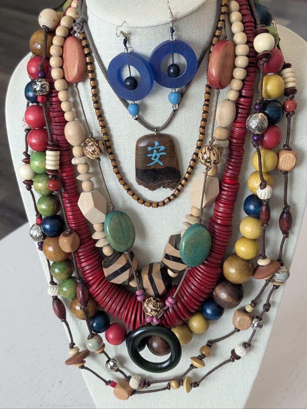 Boho Wood Bead Jewelry Lot – 8 Necklaces, 1 Bracelet & Earrings | Artisan